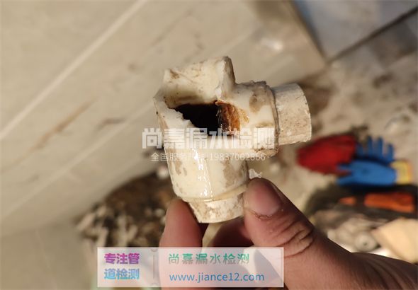 梁河引起漏水的原因有哪些？